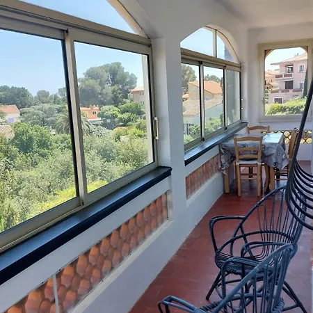 Macoran 2 étoiles * Saint Aygulf